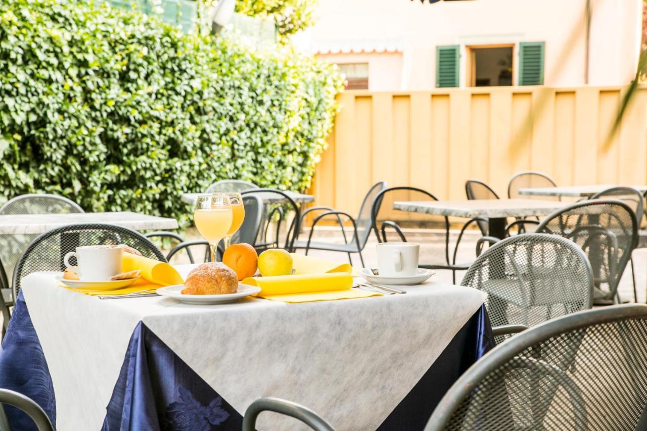 מונטה קטיני טרמה Hotel Raphael מראה חיצוני תמונה
